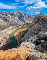 Fall color along the Green river 5